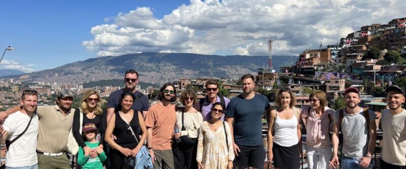 Comuna 13 & Downtown Medellin: From Violence to Innovation - Highlights and Experiences