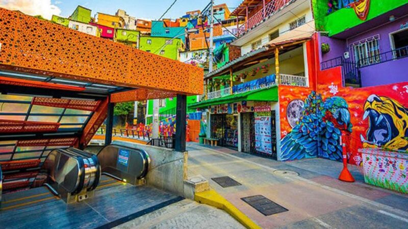 Comuna 13 - From Doom to Gloom - Experience Highlights