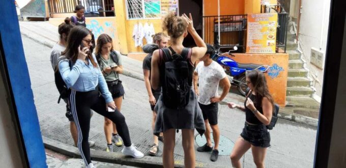 Comuna 13 Neighborhood & Street Art Private Tour - Flexible Travel Plans