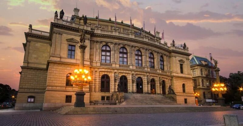 Concert in the Rudolfinum - MOZART, VIVALDI, SMETANA - Accessibility and Location