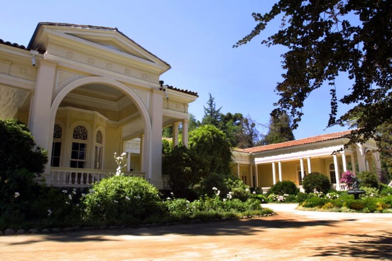Concha Y Toro Wine Experience - Guide and Language Options