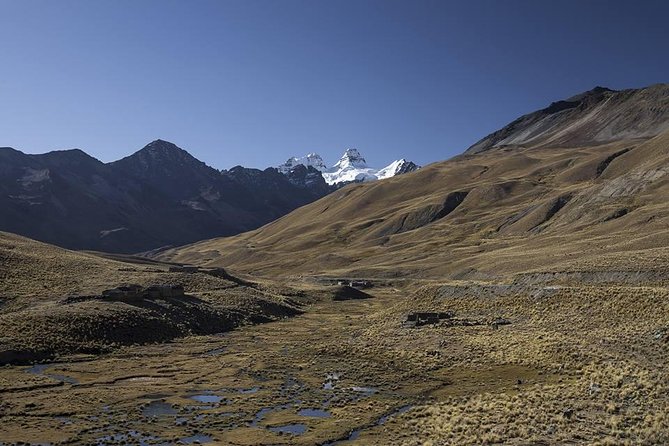 CONDORIRI Mountain Range and Lagoons Full Day Trekking. Spanish Guide. - Guided in Spanish