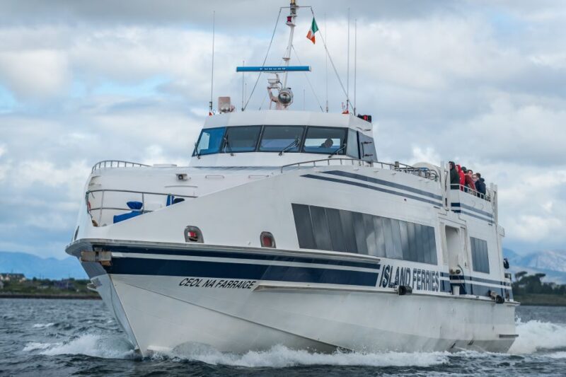 Connemara/Galway: Inis Meáin Return Ferry Transfer - Island Exploration