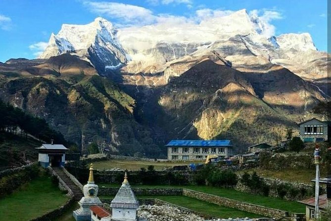 Conquer the Himalayas: The Ultimate 16-Day Annapurna Circuit Trek - Experienced Trek Leader and Assistants