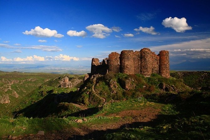 Conquering The Great Fortress - Taking in the Local Culture