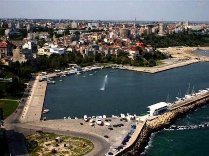 Constanta: Full Day Tour From Bucharest to the Black Sea - Suggested Attire