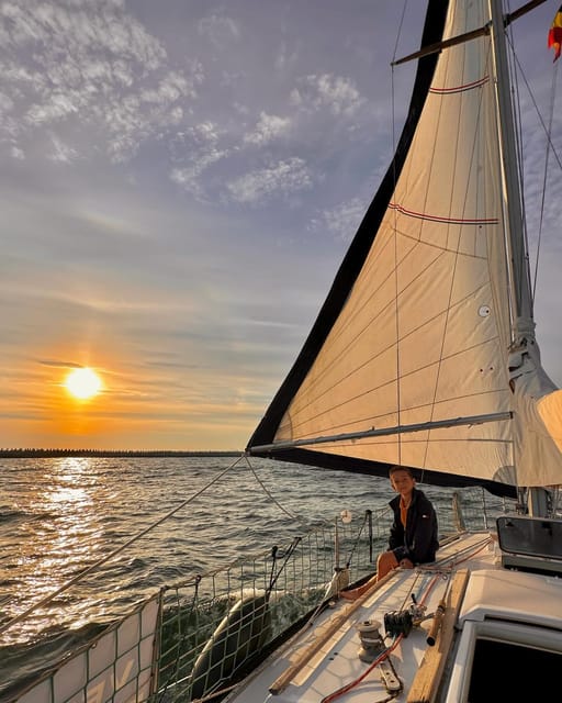 Constanta: Sailing Prince - Yacht Features and Amenities