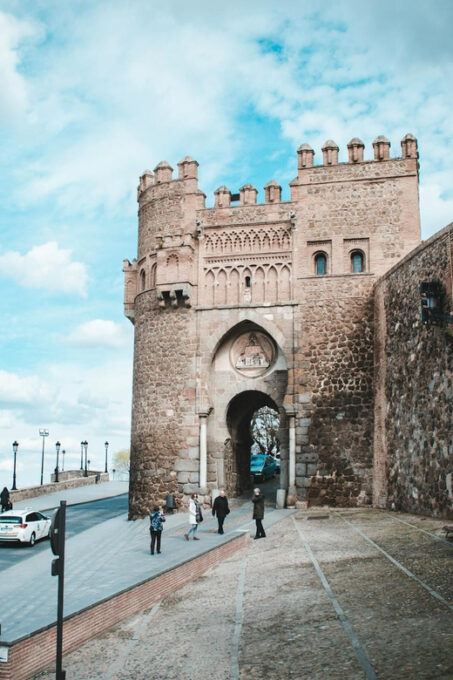 Consuegra Windmills and Toledo Private Tour From Madrid - Explore and Dine