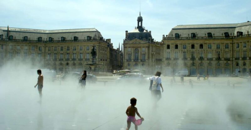 Contemporary Architecture in Bordeaux City Center! - Future Urban Development Plans