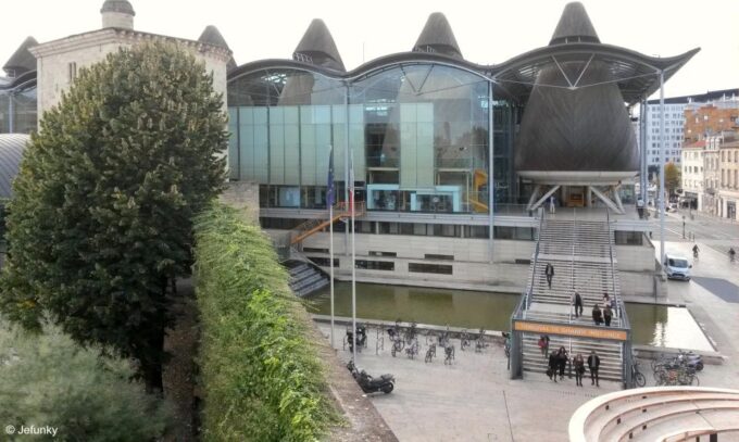Contemporary Architecture in Bordeaux City Center! - Frequently Asked Questions