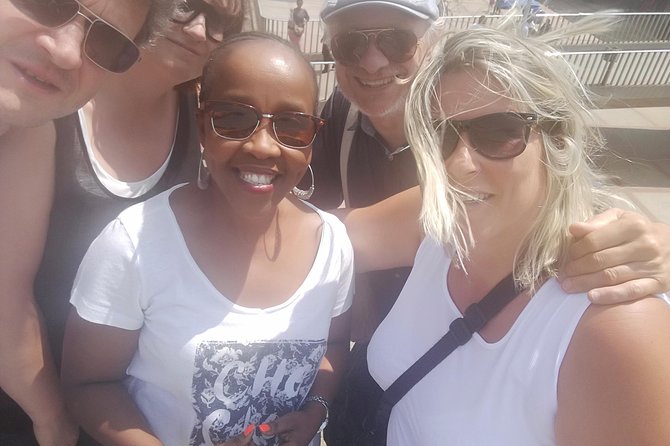 Contrast Tour Including Sandton, Alexandra, Johannesburg and Soweto - Accessibility and Accommodations