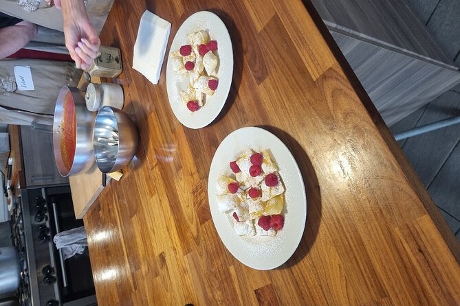 Cook With Us in Rome: A Hands-On Cooking Experience - Accessibility and Transportation