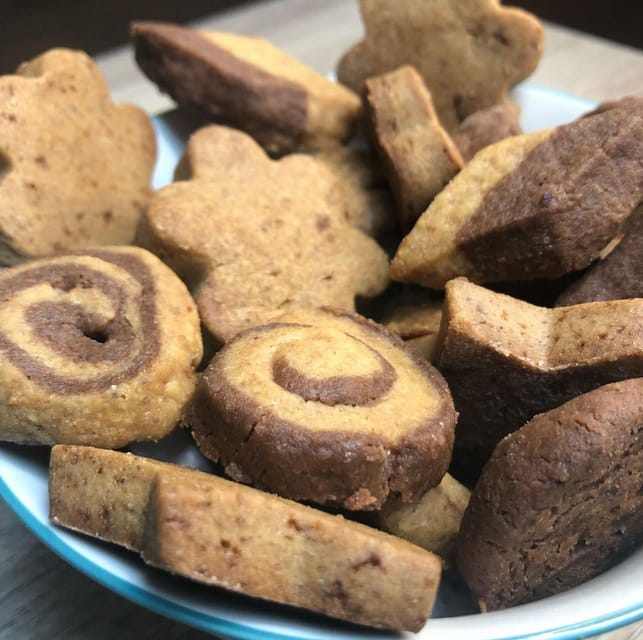 Cooking Class : Baking "Bredele" Alsatian Biscuits, Colmar - Mastering Traditional Techniques
