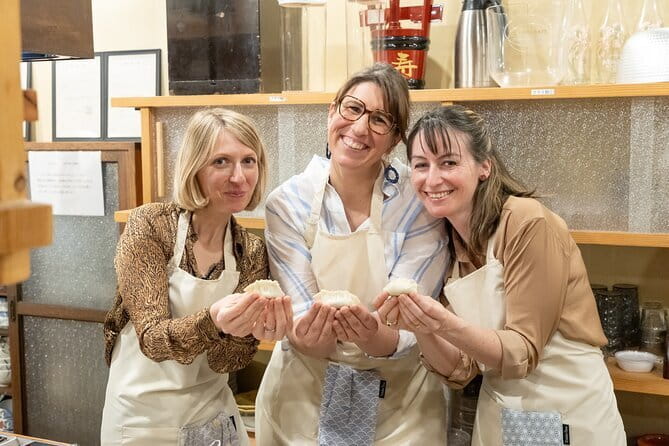 Cooking Class for Ramen and Gyoza in a Quite Old Osaka House - Key Points