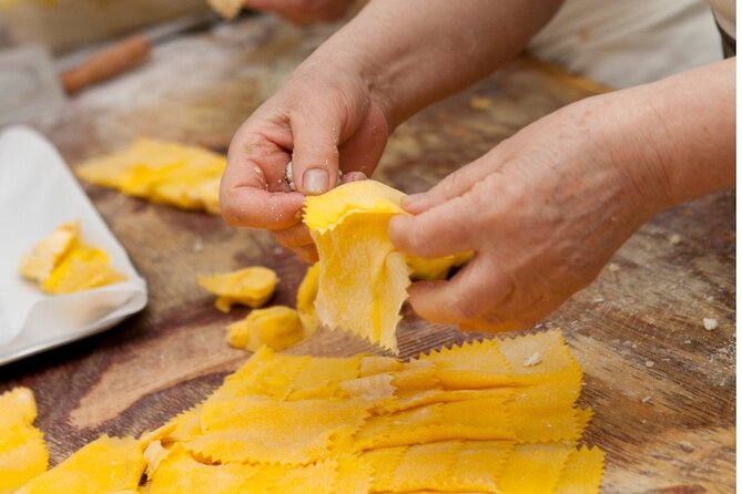 Cooking Class in Historical Vinegar Cellar Nearby Modena - Wine Pairing