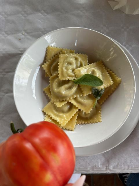 Cooking Class in Pompeii and Tasting of Typical Products - Instructors Expertise