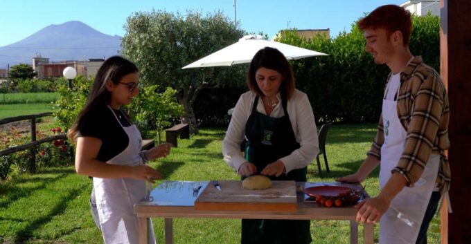 Cooking Class in Pompeii and Tasting of Typical Products - Small Group Intimacy