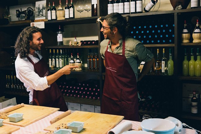 Cooking Class in Tuscan Farmhouse From Siena - Features and Inclusions