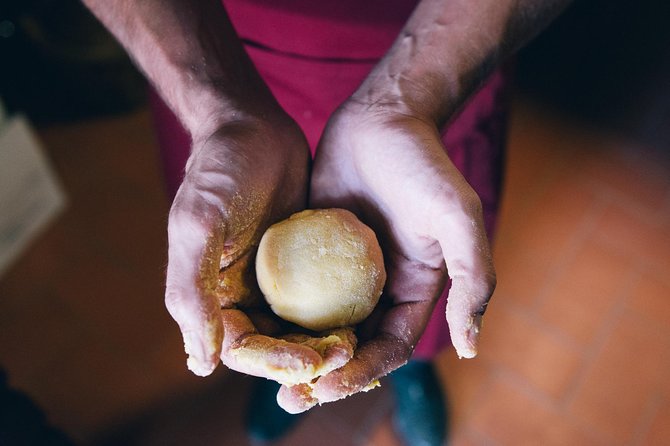 Cooking Class in Tuscan Farmhouse From Siena - Transport and Accessibility
