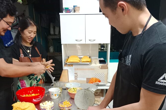 Cooking Class Preparing Colombian Empanadas - Key Points