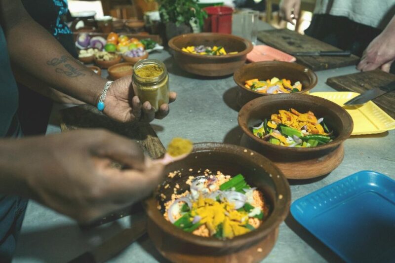 Cooking Class: Sajee'S Place Cooking Class Sigiriya - Class Inclusions and Features
