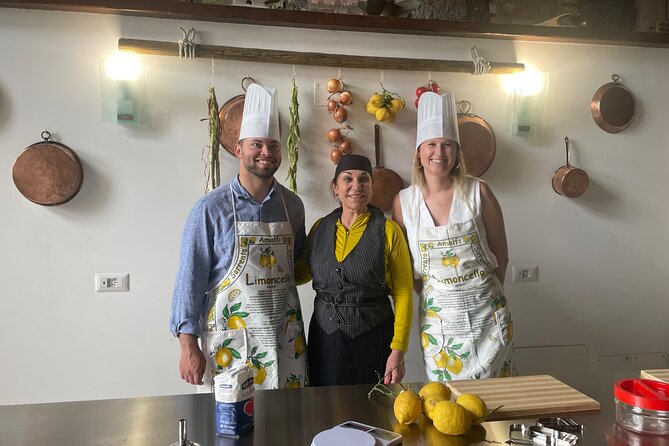Cooking Class to Learn How to Make Limoncello in Sorrento - Preparing the Lemon-Based Dish