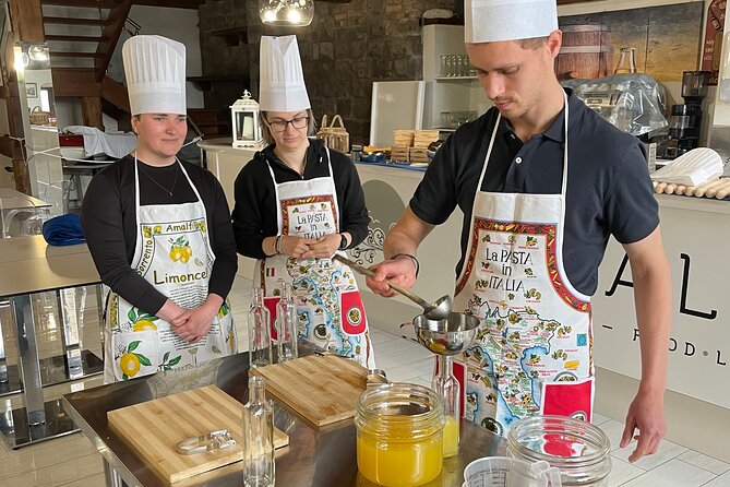Cooking Class to Learn How to Make Limoncello in Sorrento - Enjoying the Culinary Experience
