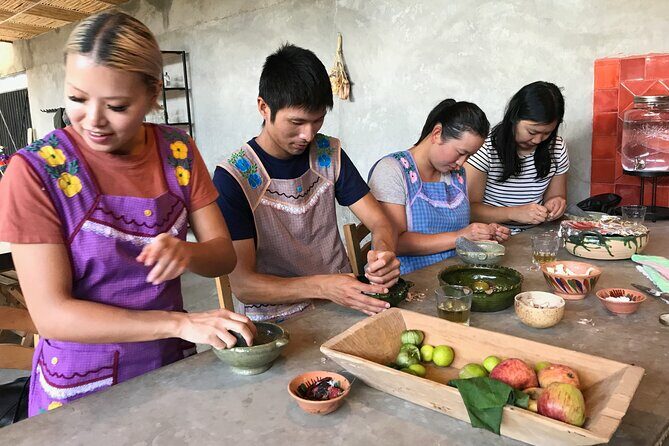 Cooking class with a traditional Oaxacan cook - A Closer Look at the Experience