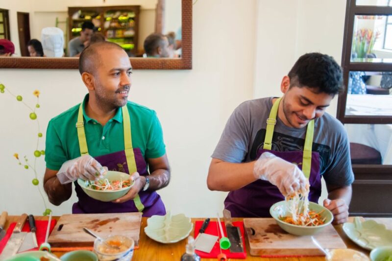 Cooking Class With Ben Thanh Market Visit - Inclusions and Amenities