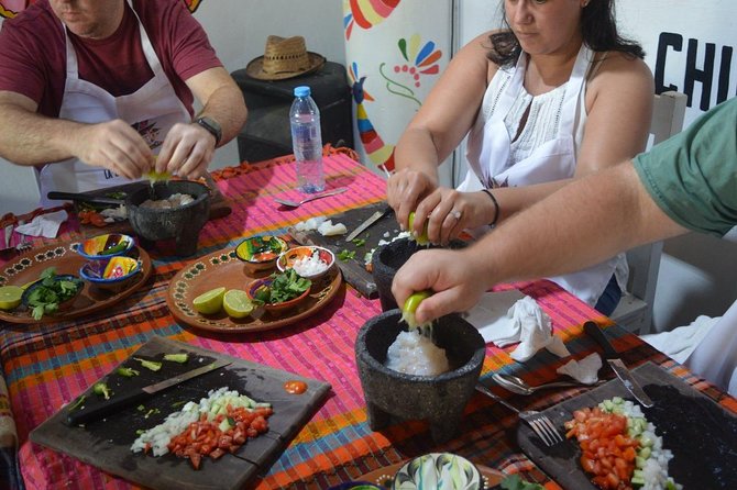 Cooking Classes + Margaritas and Mezcal Tasting, We Offer Pick up - Open Bar and Instruction