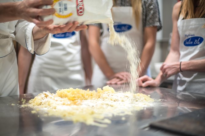 Cooking Lesson in Bellagio With Famous Chef Luigi Gandola - Glowing Reviews From Participants