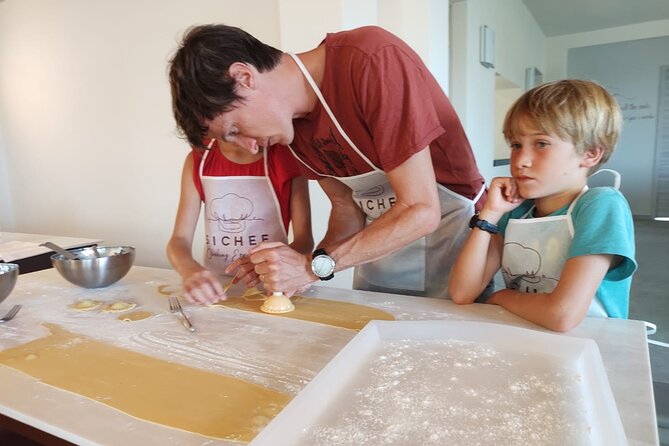Cooking Lesson in Chianti With Visit of San Gimignano - Exploring San Gimignano