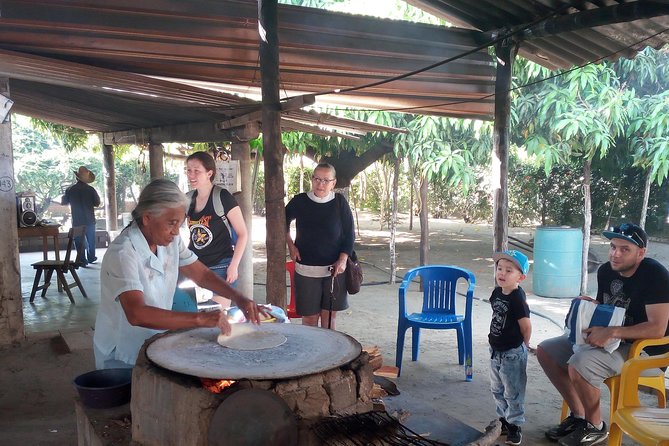 Cooking Lessons of Traditional Mole. - What to Expect in Class