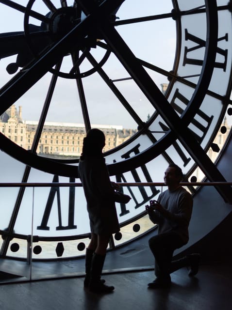 Cool Photoshoot in Paris - Souvenir Photos and Editing Included