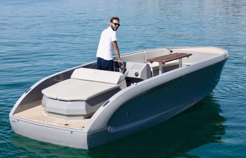 Copenhagen: 2, 3, 4 or 5-Hour Private Boat Tour With Captain - Meeting Point and Accessibility