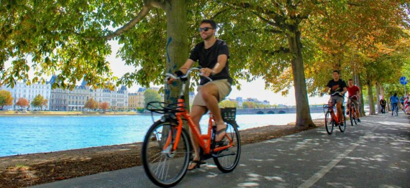 Copenhagen: 3-Hour Bike Tour With Guide - Tour Experience