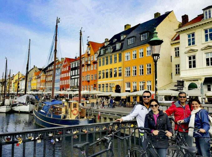 Copenhagen: 3-Hour Bike Tour With Guide - Meeting Point and Accessibility