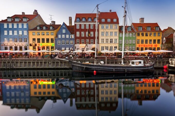 Copenhagen: 3-Hour Private Walking Tour - Guide Insights