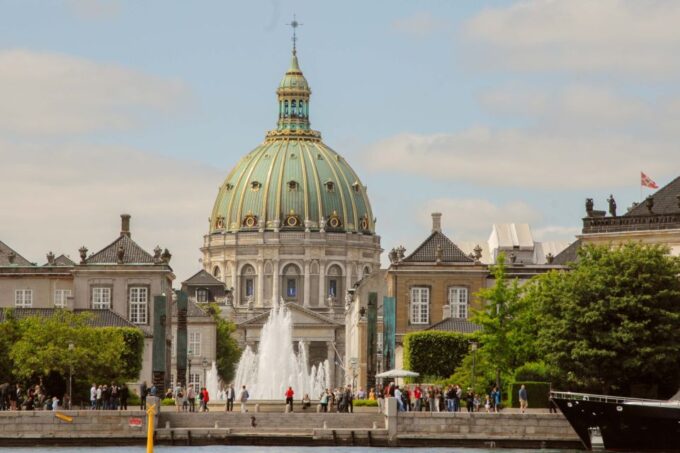 Copenhagen: 48-Hour Sightseeing Bus Ticket, 1-Hour Boat Tour - Royal Palace and Opera House