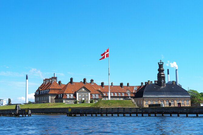 Copenhagen Canal Boat Cruise and City, Nyhavn Walking Tour - Questions About Staying Here