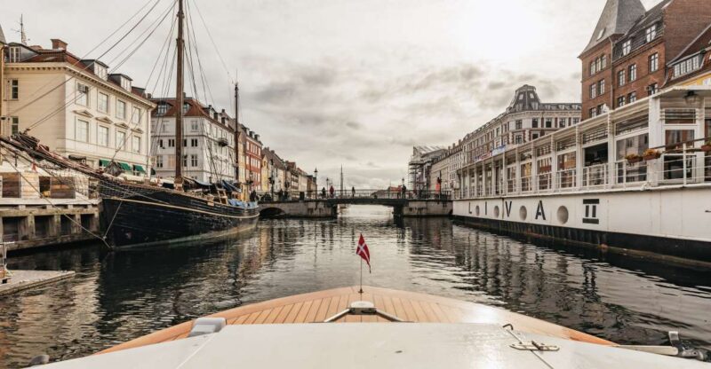 Copenhagen: Canal Cruise With Guide - Good To Know