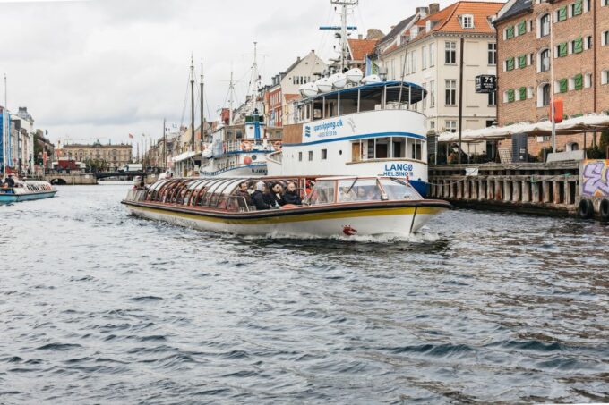 Copenhagen: Canal Cruise With Guide - Cruise Route and Highlights