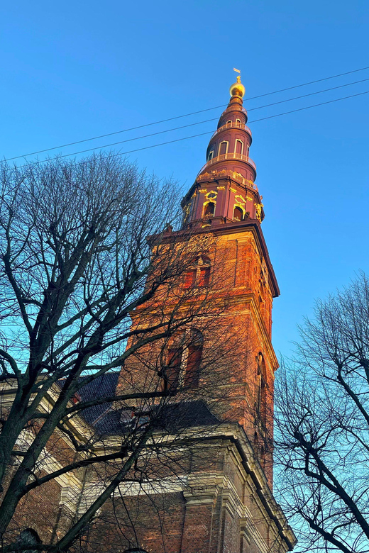 Copenhagen: Christiania & Christianshavn Guided Walking Tour - Itinerary Highlights