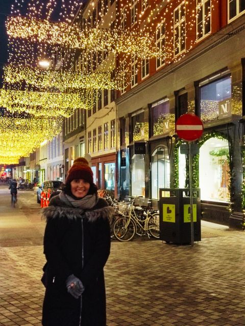 Copenhagen: Christmas Charm Walking Tour With Holiday Beer - Cultural Experience