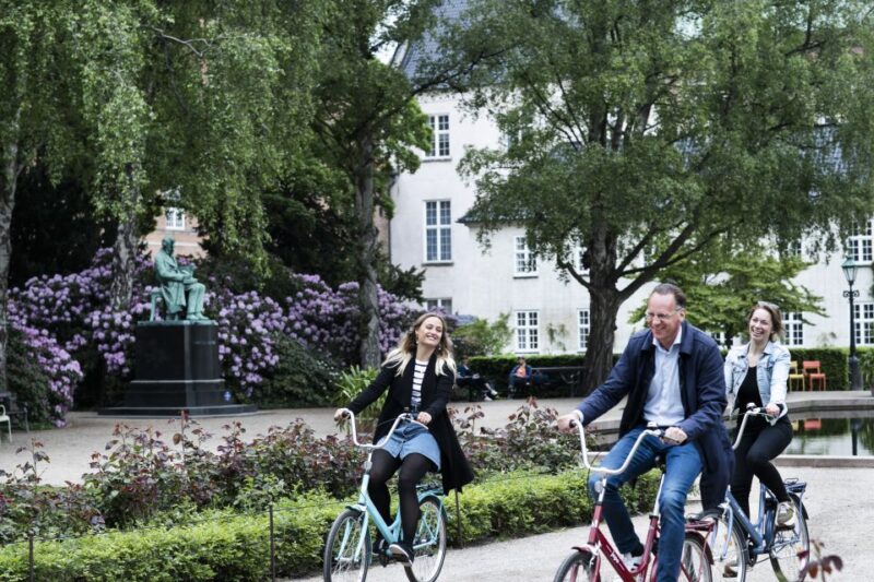 Copenhagen: City Highlights Guided Bike Tour - What to Expect
