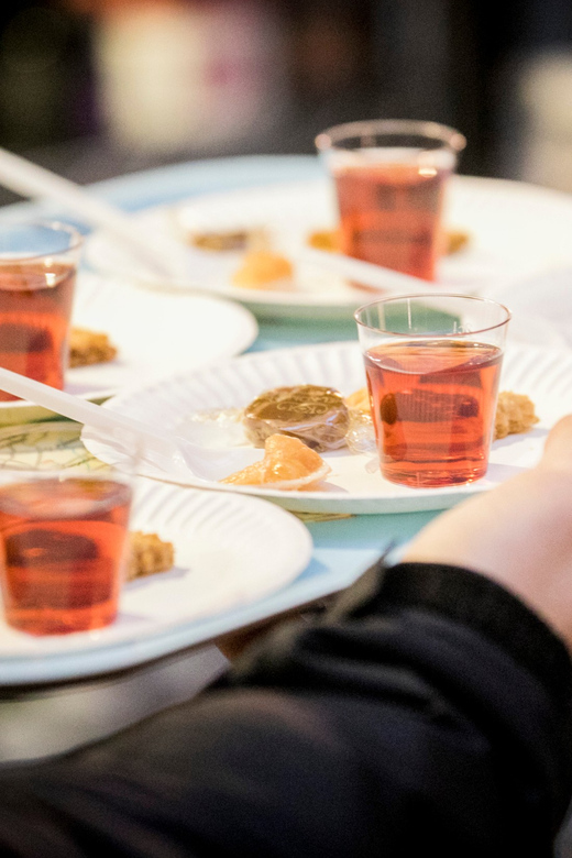 Copenhagen: Evening Gourmet Walk With Food & Drinks Tasting - Participant Information