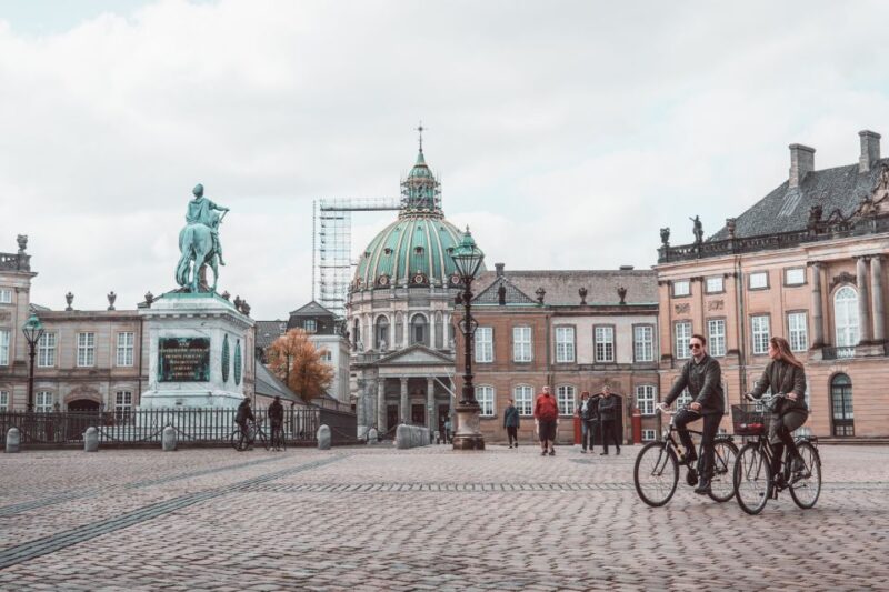 Copenhagen: First Discovery Walk and Reading Walking Tour - Itinerary Highlights