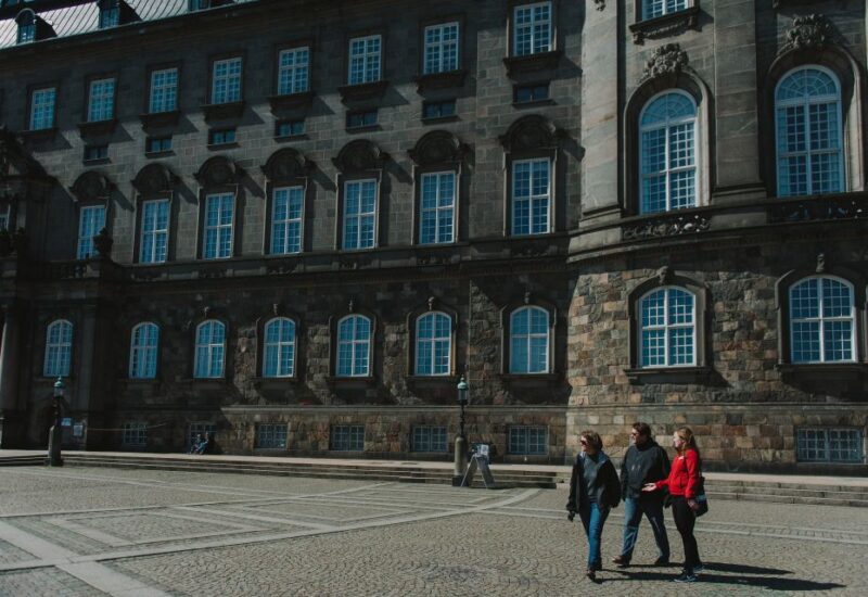 Copenhagen: Full Day City Highlights Guided Walking Tour - Good To Know