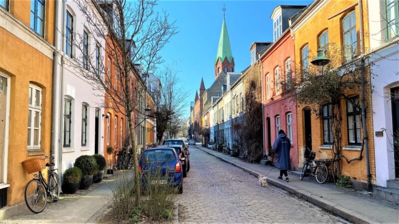 Copenhagen: Guided Bike Tour in French With Own Bike - Good To Know