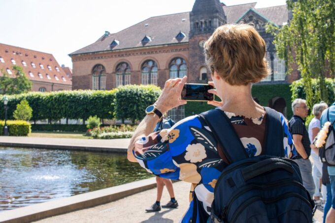 Copenhagen Highlights: 3-Hour Bike Tour - Scenic Bike Ride